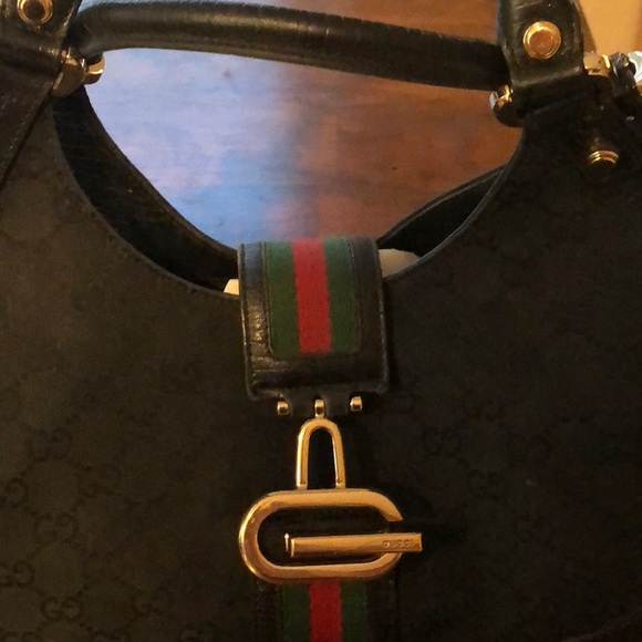 Authentic Gucci satchel - Picture 1 of 8